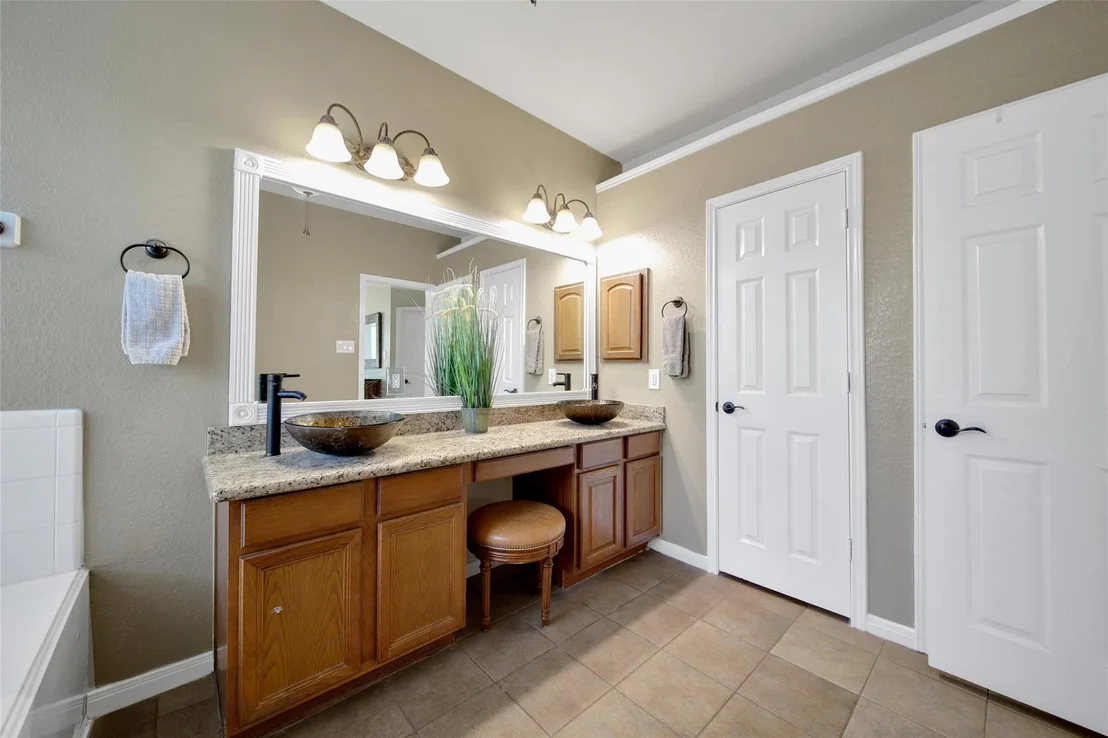 Photo of 12430 W Summerlin