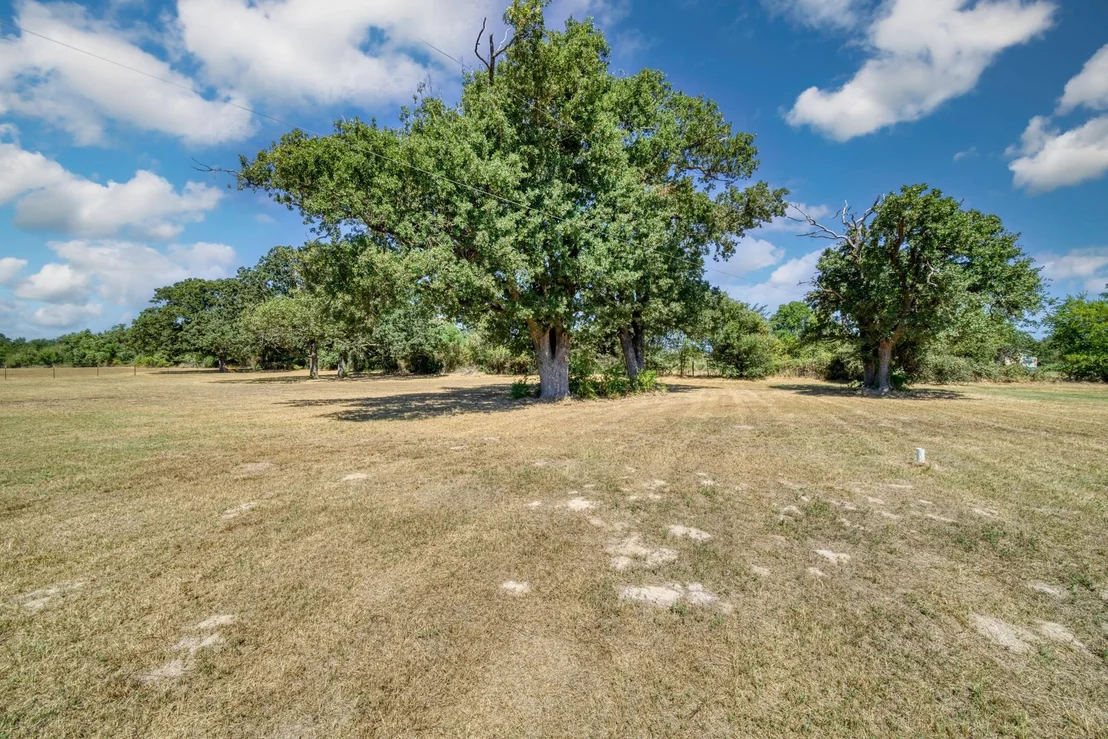 Photo of 8938 Old Highway Road