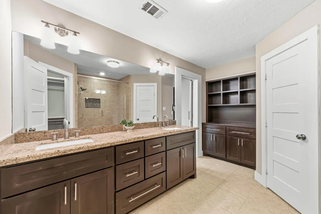 Photo of 1410 Park Wind Drive