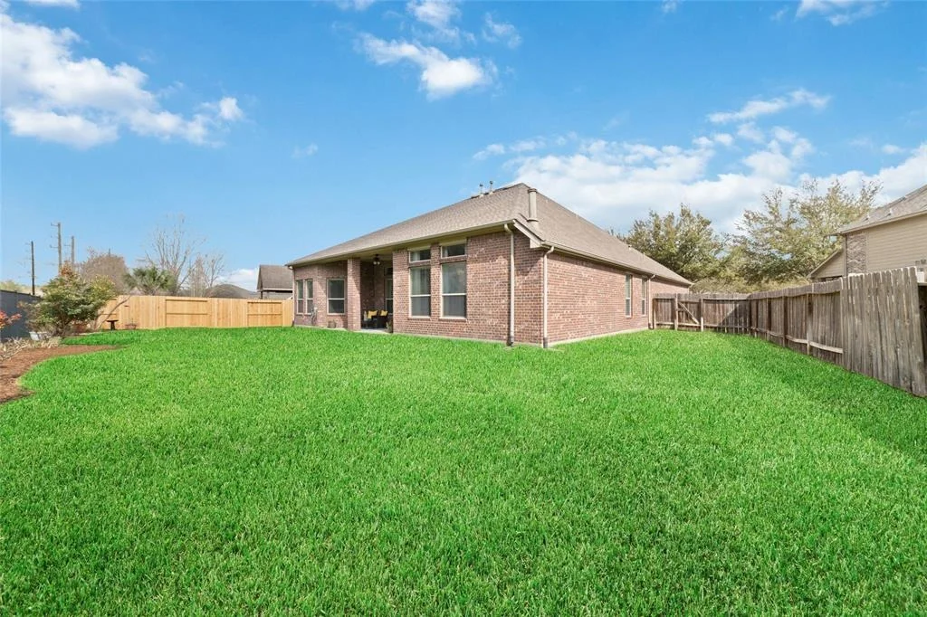 Photo of 27367 Dara Springs Lane