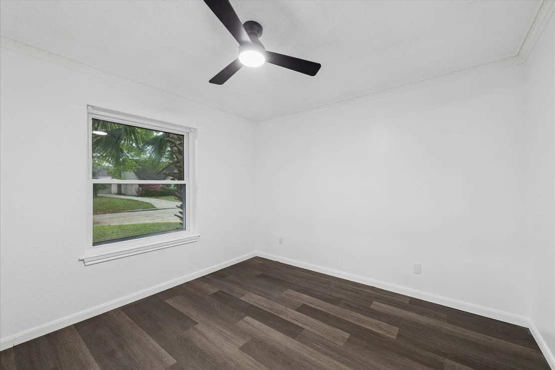 Photo of 210 Weeping Oak Lane