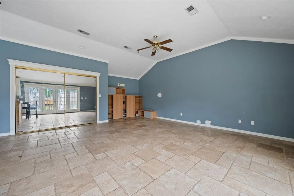 Photo of 300 Shady Glen Lane