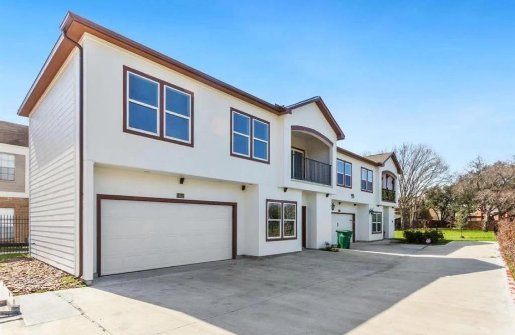 Photo of 11623 Waldemar Drive