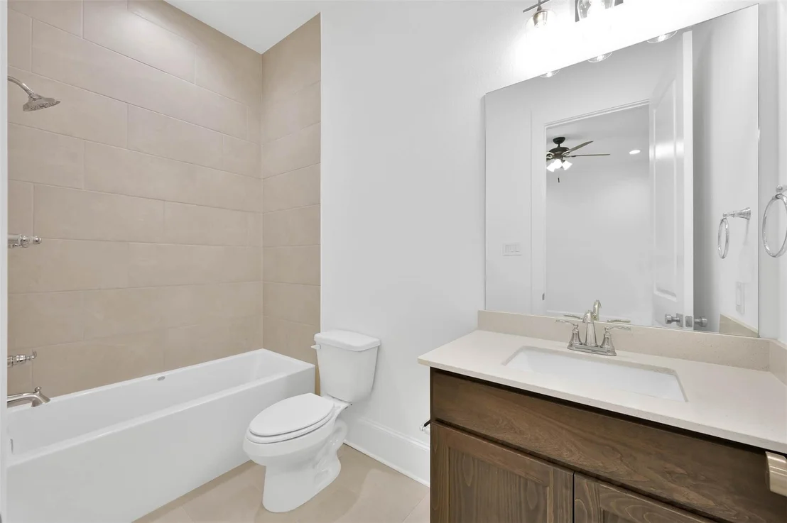 Photo of 136 Grand View