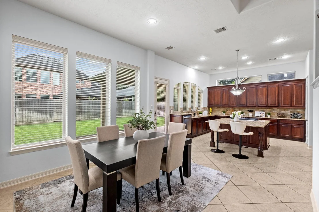 Photo of 28003 Iberville Glen Drive