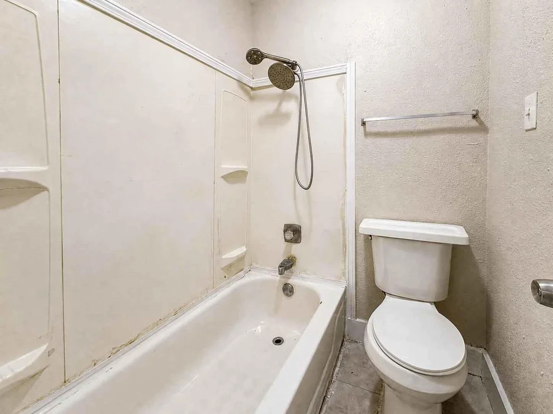 Photo of 8710 Parkway Forest Drive
