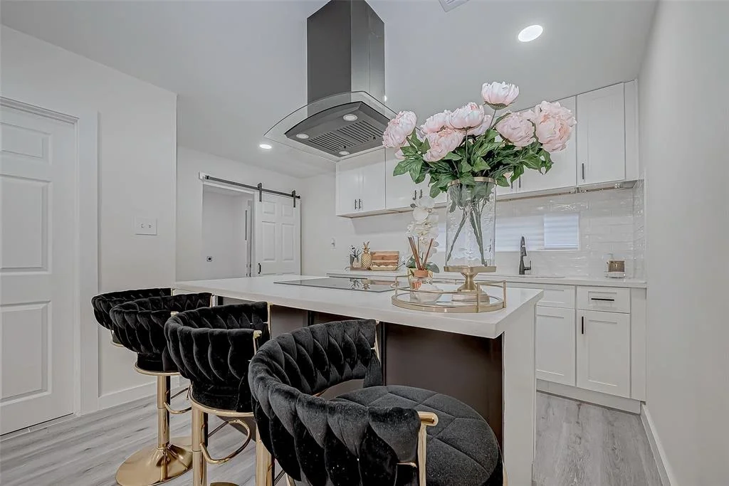 Photo of 10521 Cathedral Drive