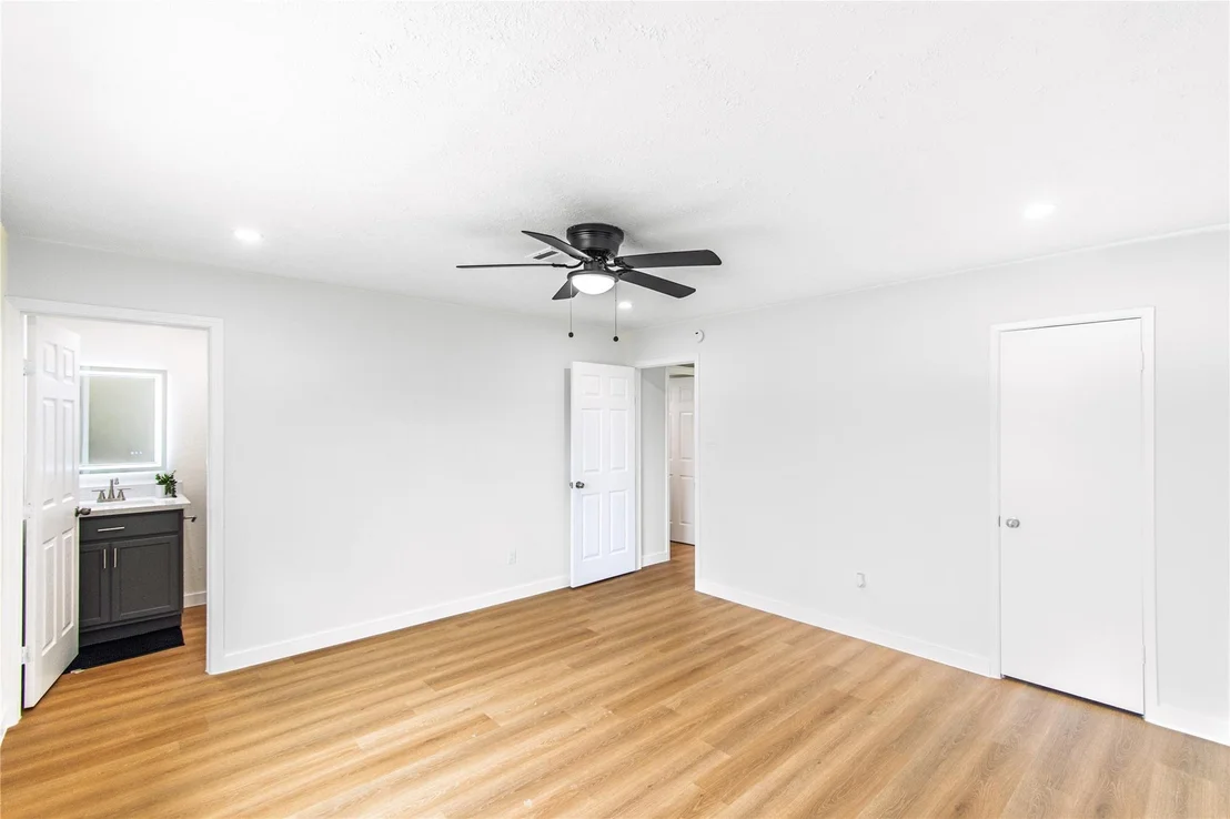 Photo of 318 Willoughby Drive
