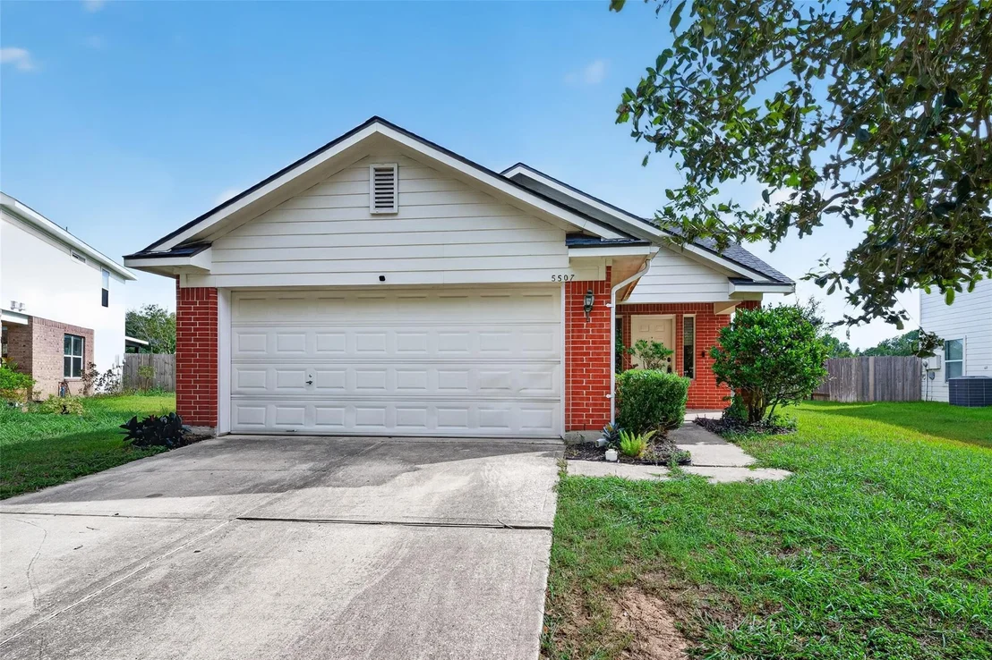 Photo of 5507 Violet Path Lane