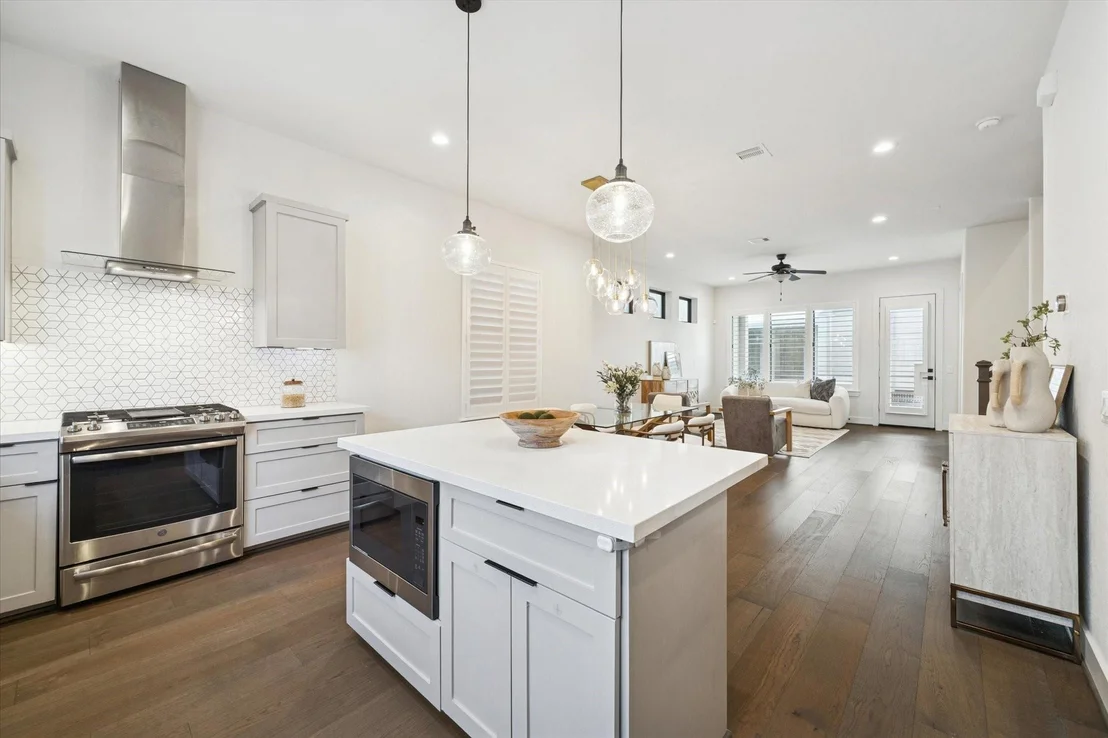 Photo of 1122 Thompson Street