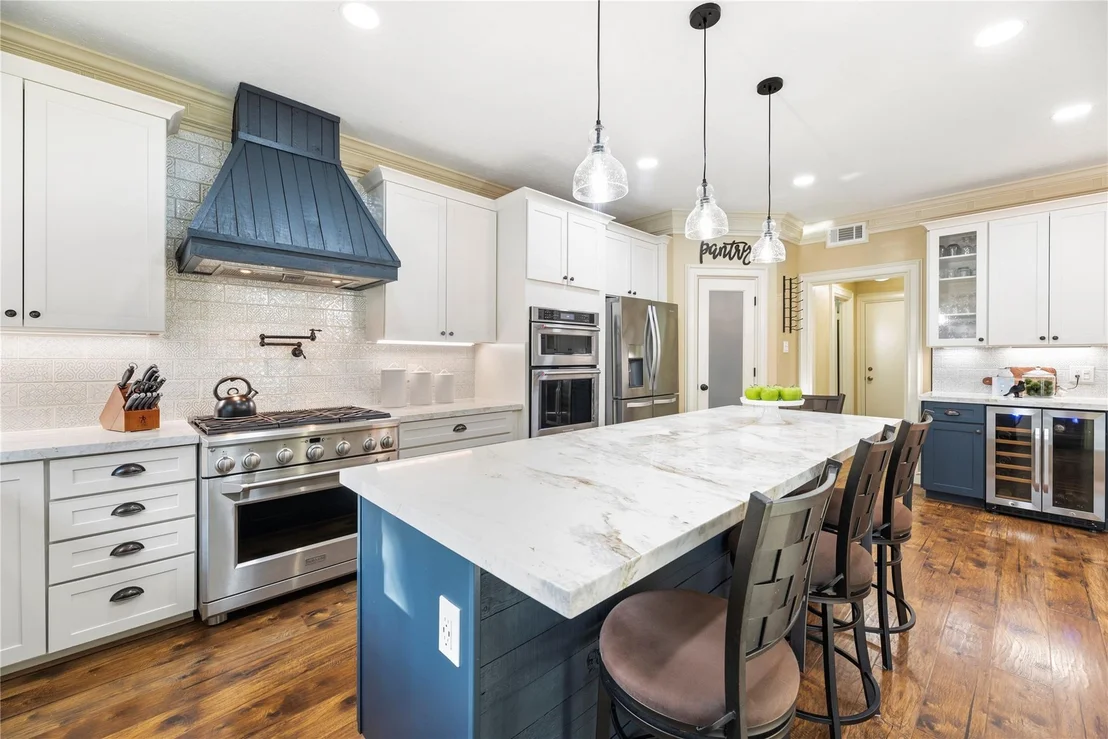 Photo of 2933 E Elm Circle