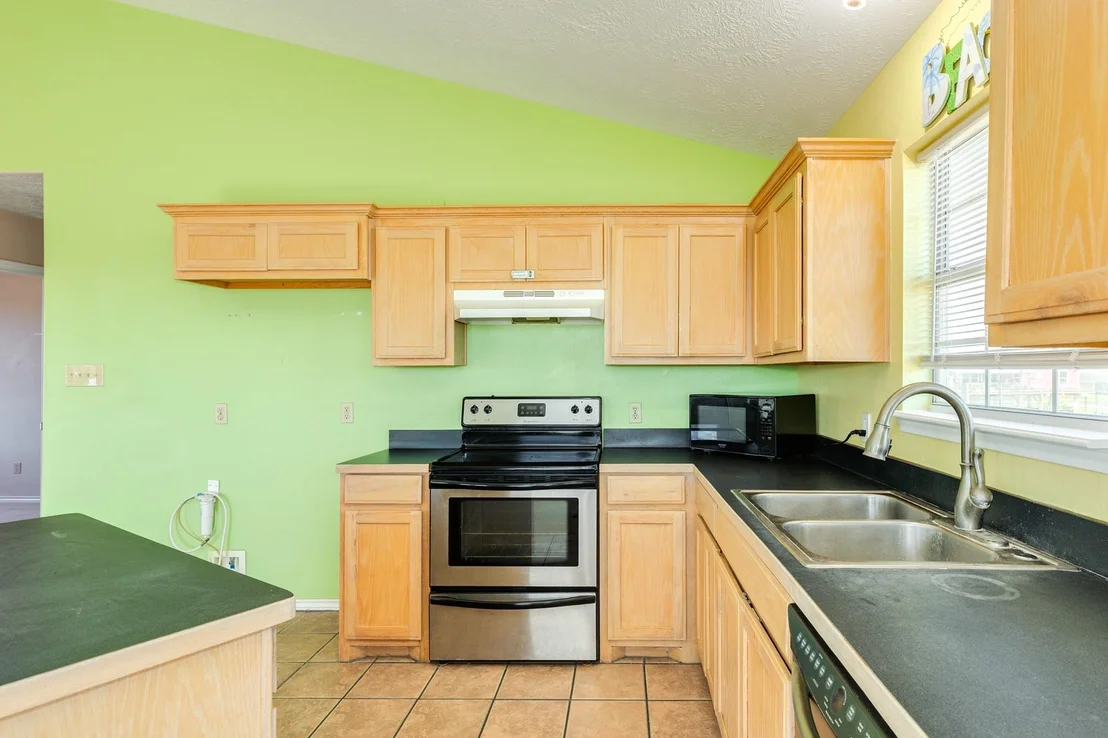 Photo of 118 Lindrose Street