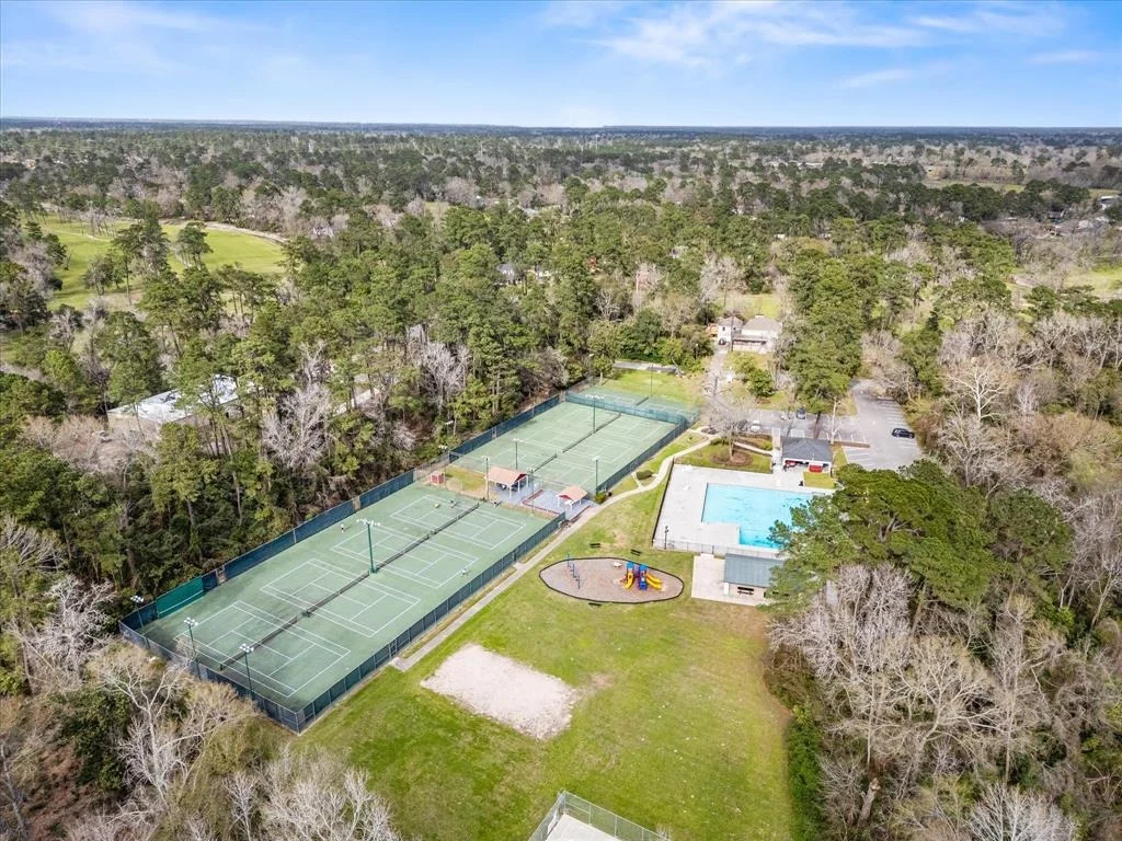 Photo of 551 Hermitage Court
