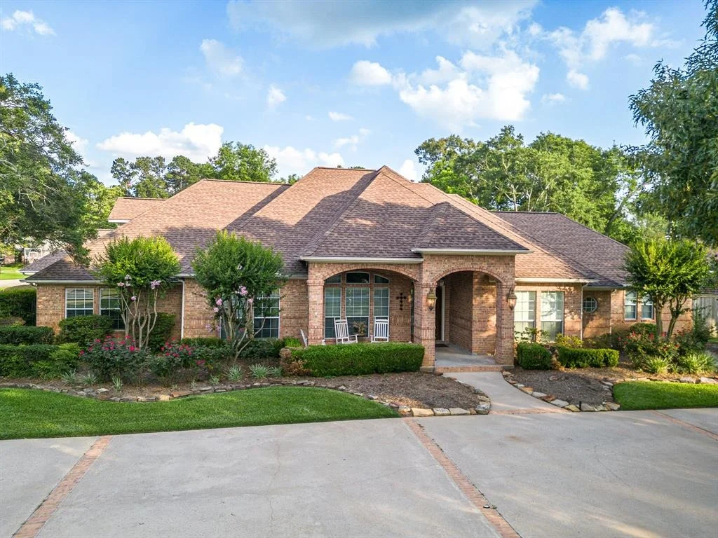 Photo of 23530 Powder Mill Drive