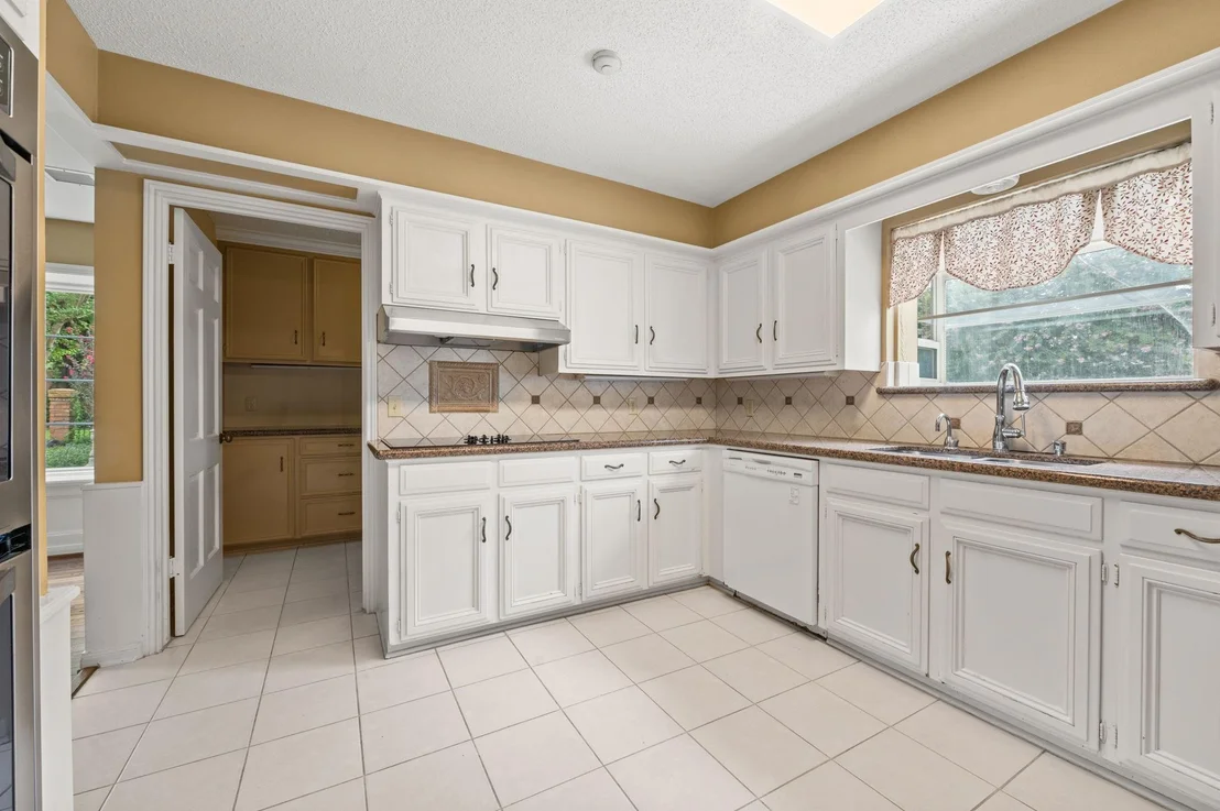 Photo of 14302 Apple Tree Road