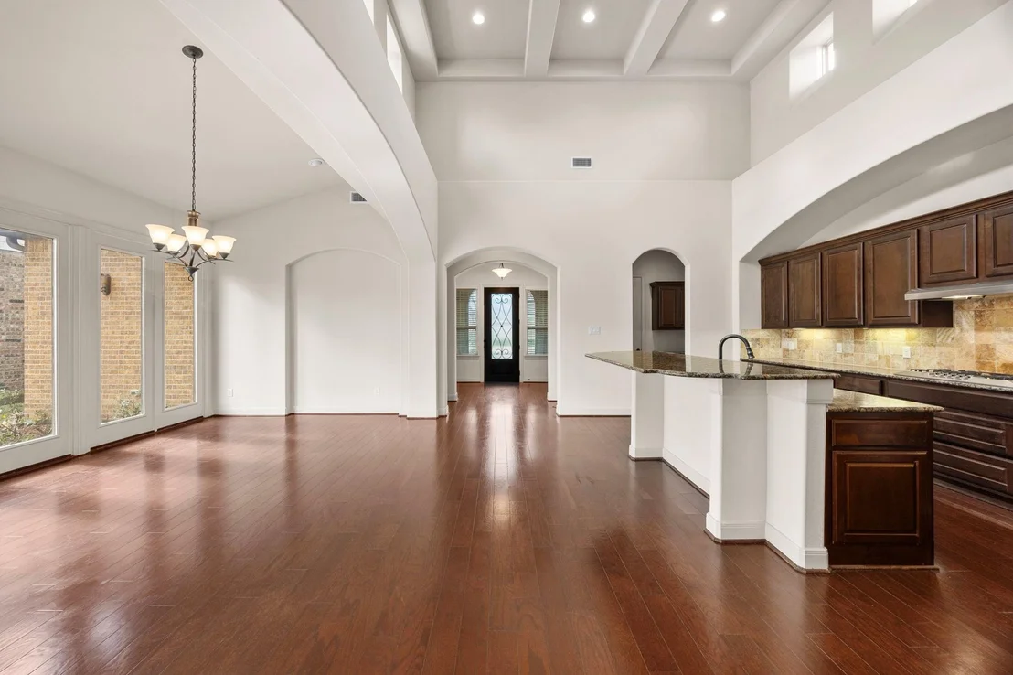 Photo of 4926 Westchester Drive