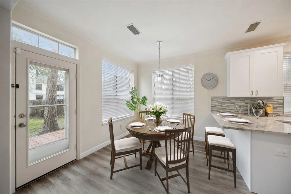Photo of 34 W Stony End Place