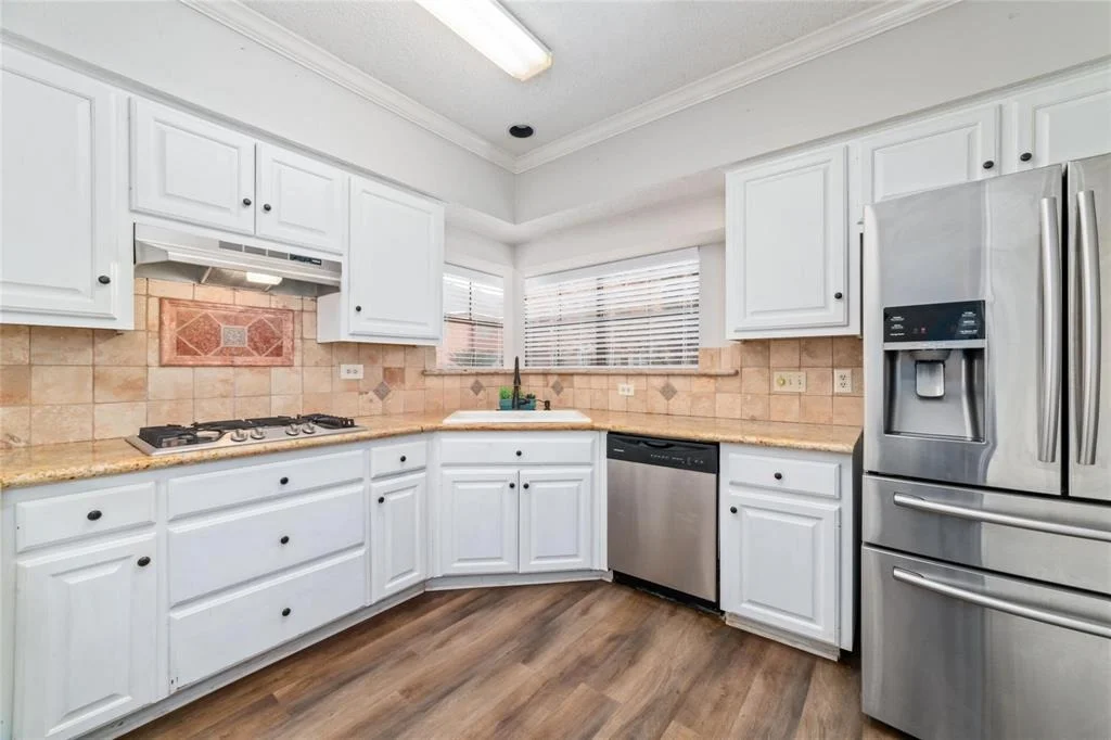 Photo of 6231 Oak Pass Drive