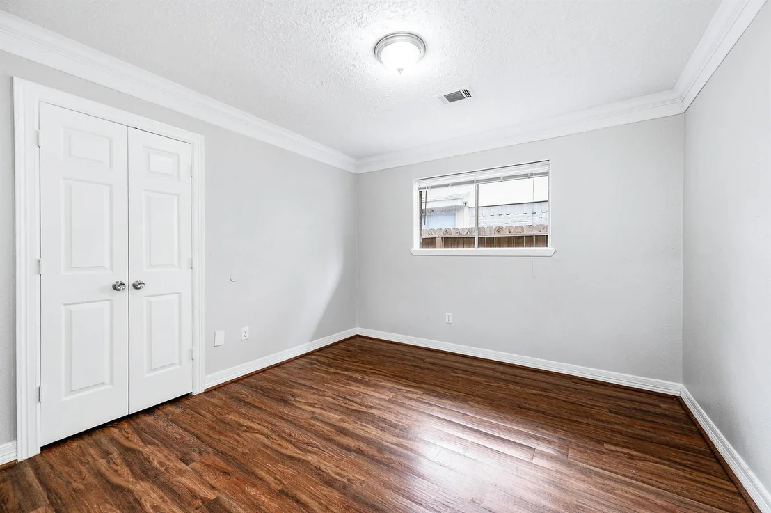 Photo of 6031 Crooked Post Road