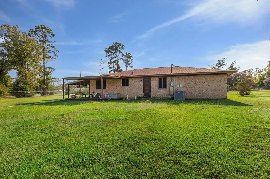 Photo of 302 Walnut Cove