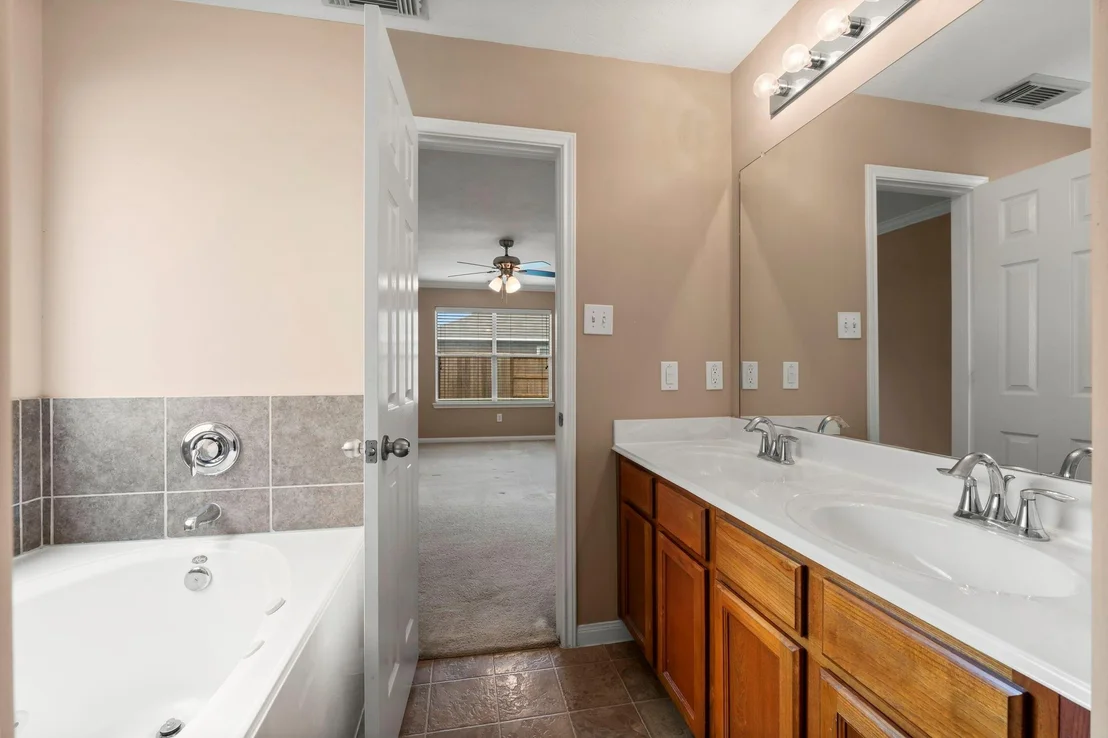 Photo of 3906 Falvel Shadow Creek Drive