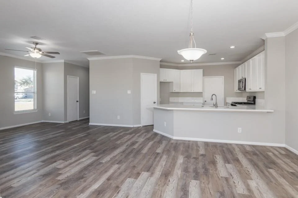 Photo of 18634 White Barnwood
