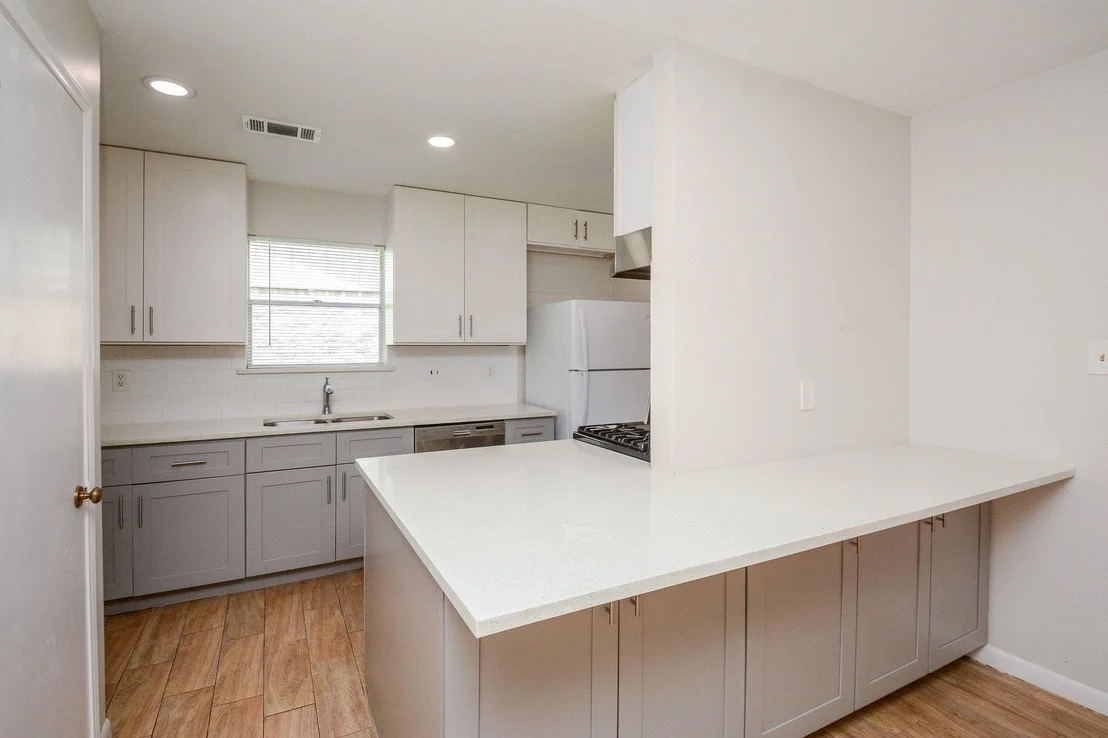 Photo of 6002 Verdome Lane