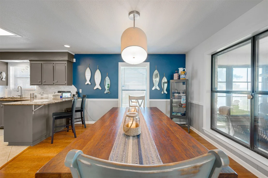 Photo of 536 Wildewood Drive