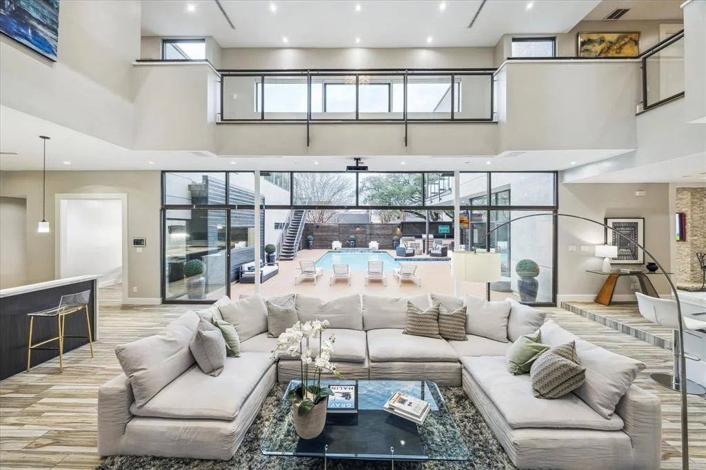 Photo of 4002 Chatham Lane