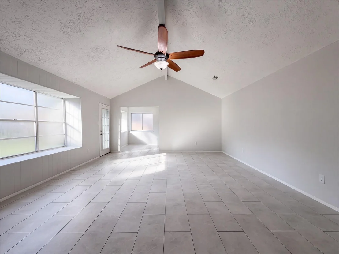 Photo of 23110 Pennsgrove Road