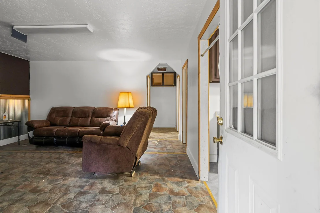 Photo of 28140 Seven Sisters Road