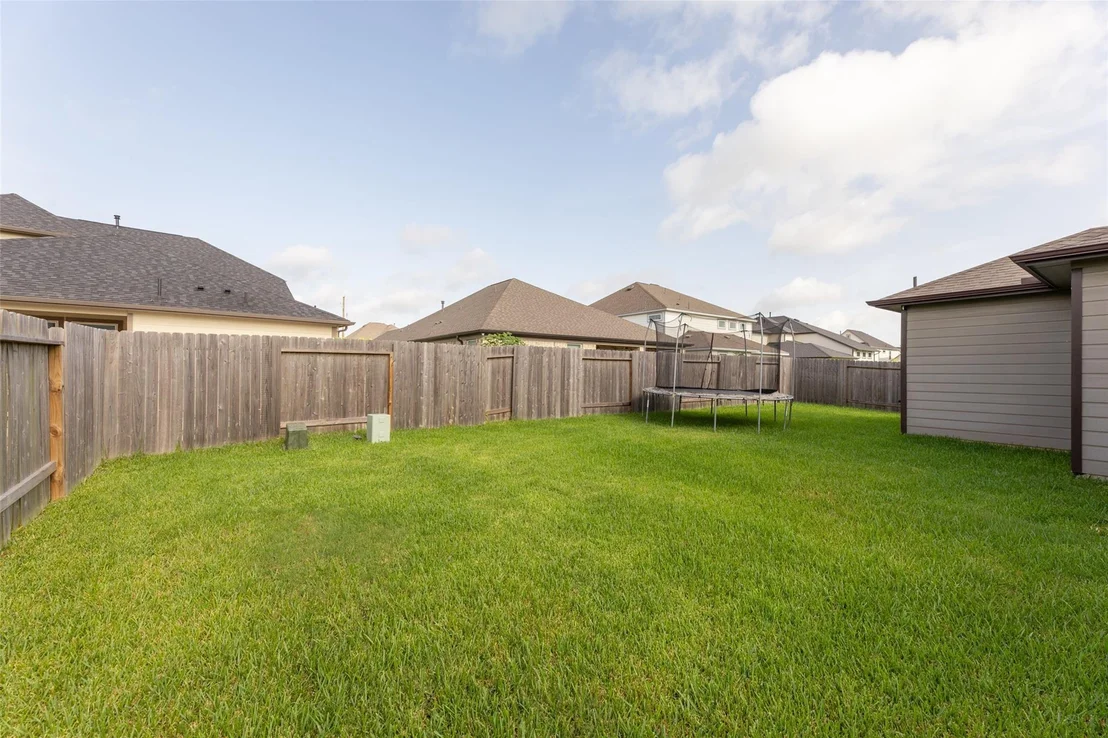 Photo of 2927 Neem Tree Lane