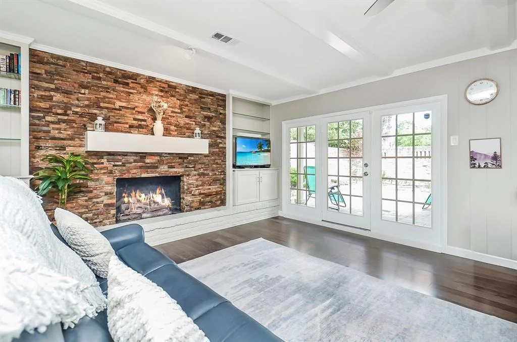 Photo of 2414 Briarbrook Drive