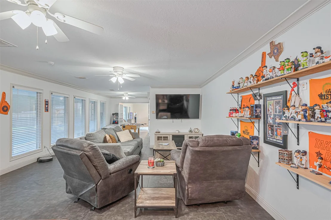Photo of 218 Beaumont Drive