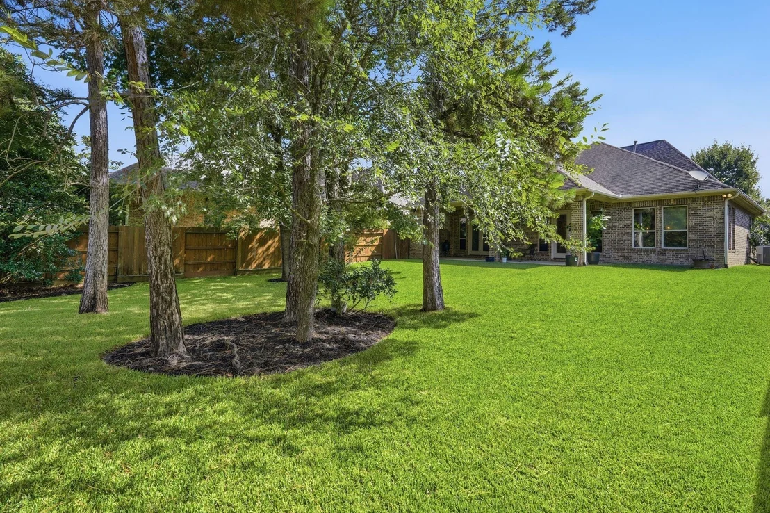 Photo of 111 Riverbend Way