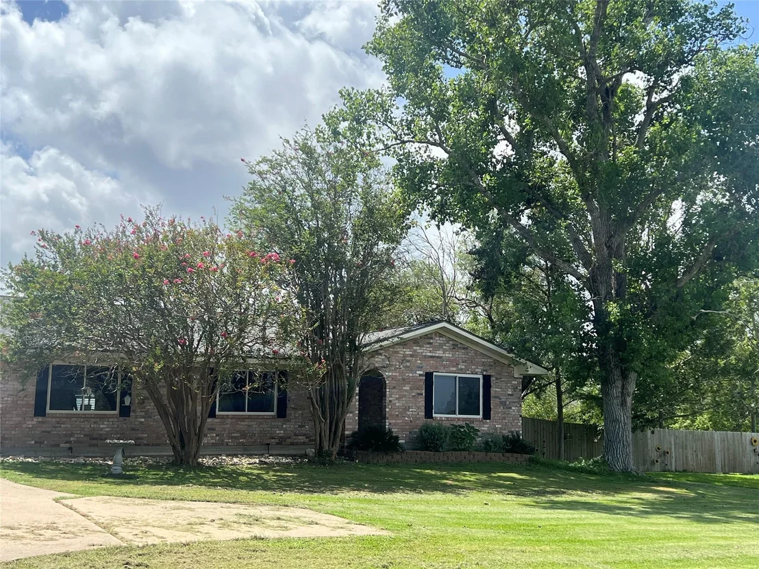 Photo of 2144 Wendt Road