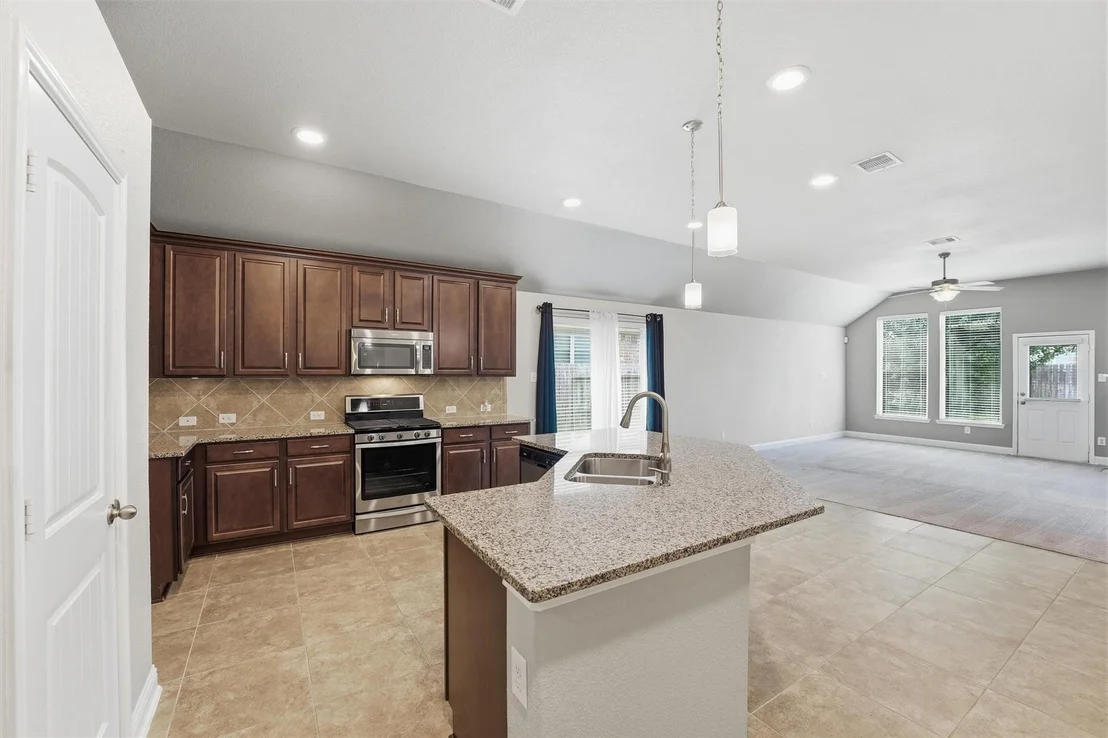 Photo of 1911 Cedar Ridge Lane