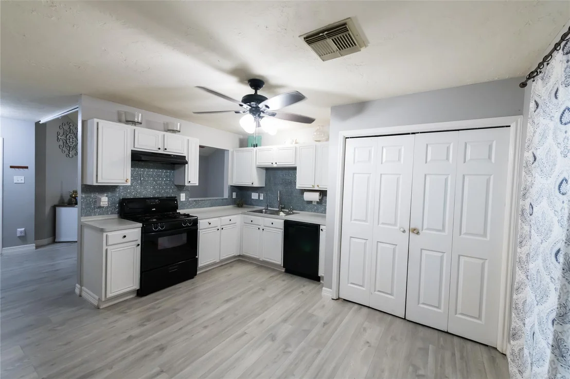 Photo of 18306 Campbellford Drive