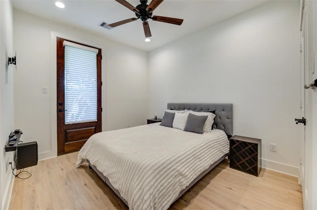 Photo of 2534 Terry Street