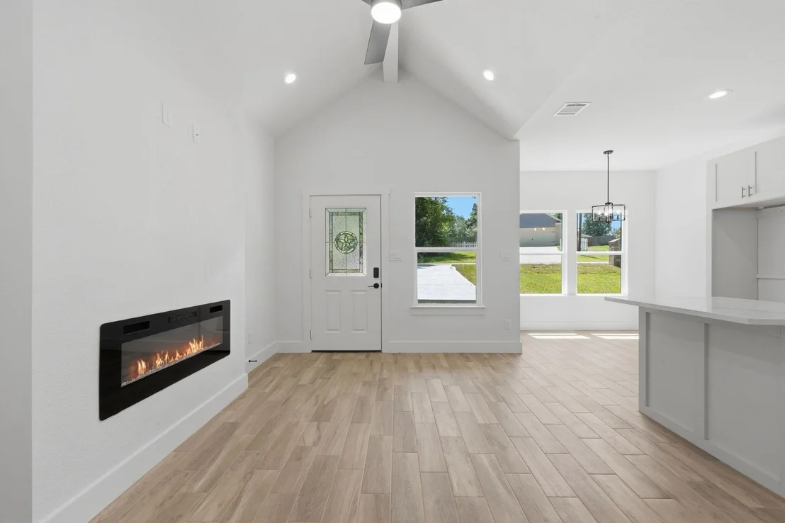 Photo of 15290 Arrowhead Loop W