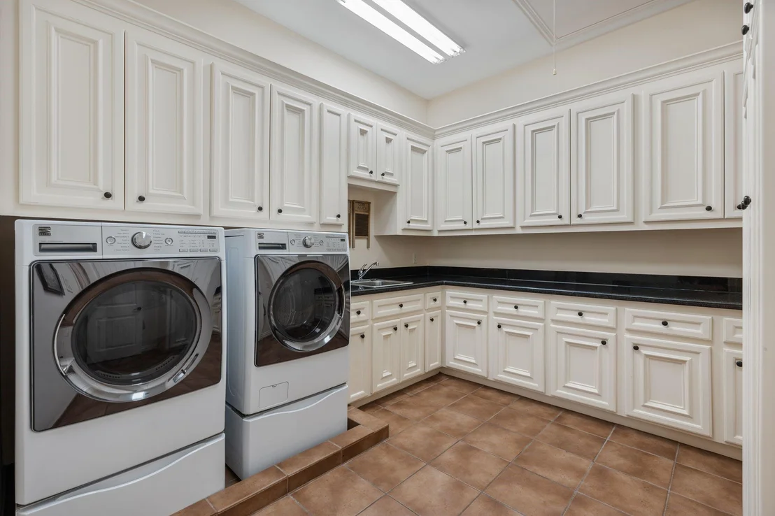 Photo of 5615 Pine Forest Road