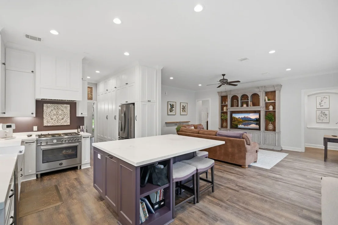 Photo of 103 Quiet Oak Circle