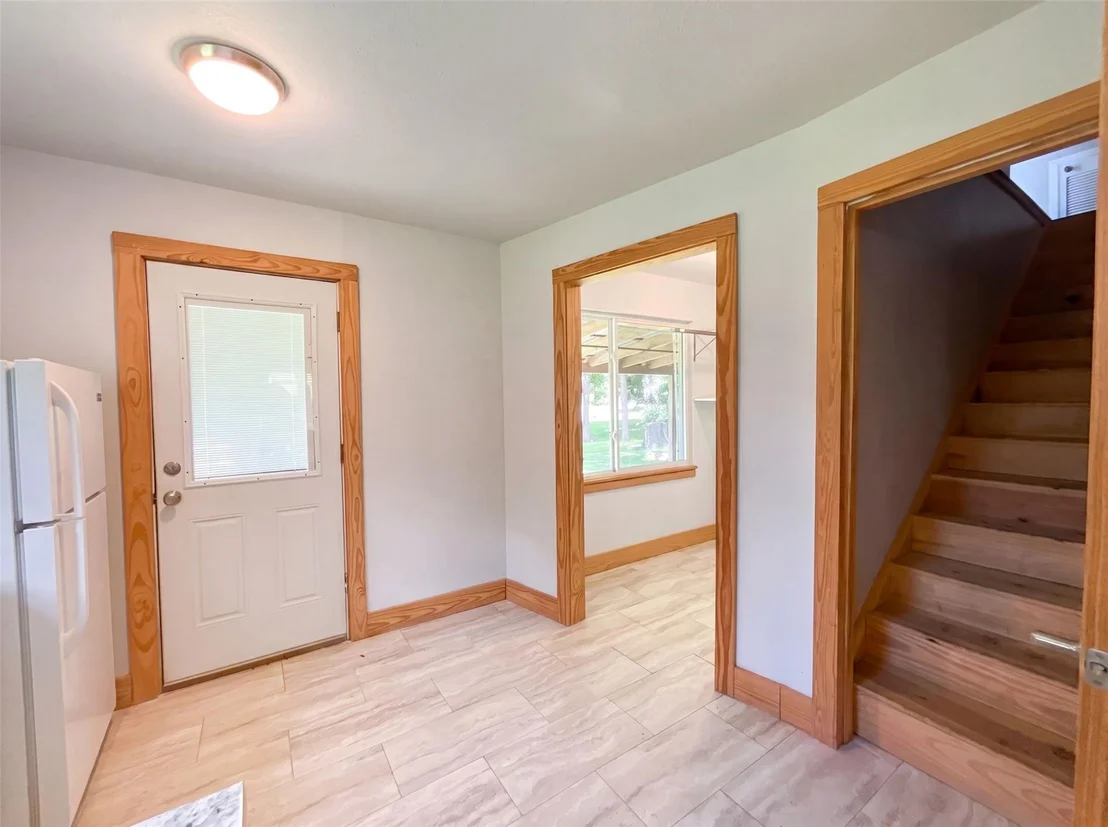Photo of 70 Rustling Oaks Street