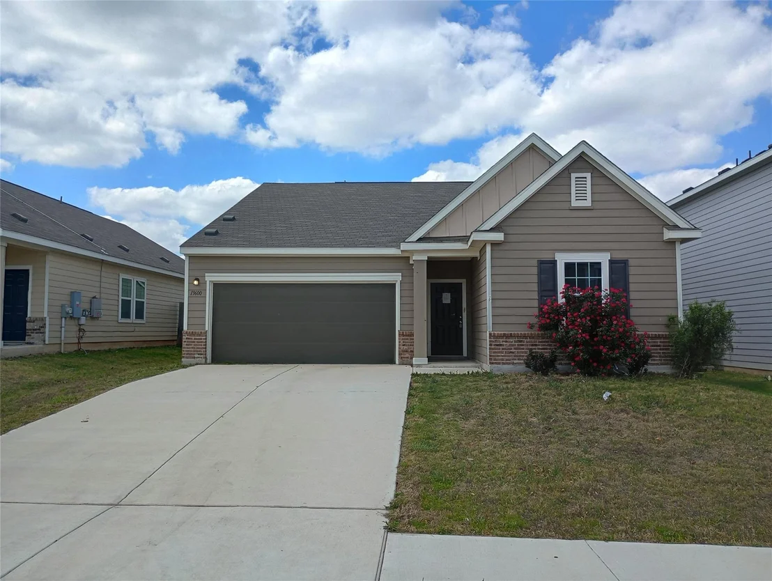 Photo of 19600 Caymus Drive