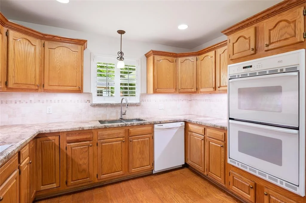 Photo of 90 Westwood Drive E