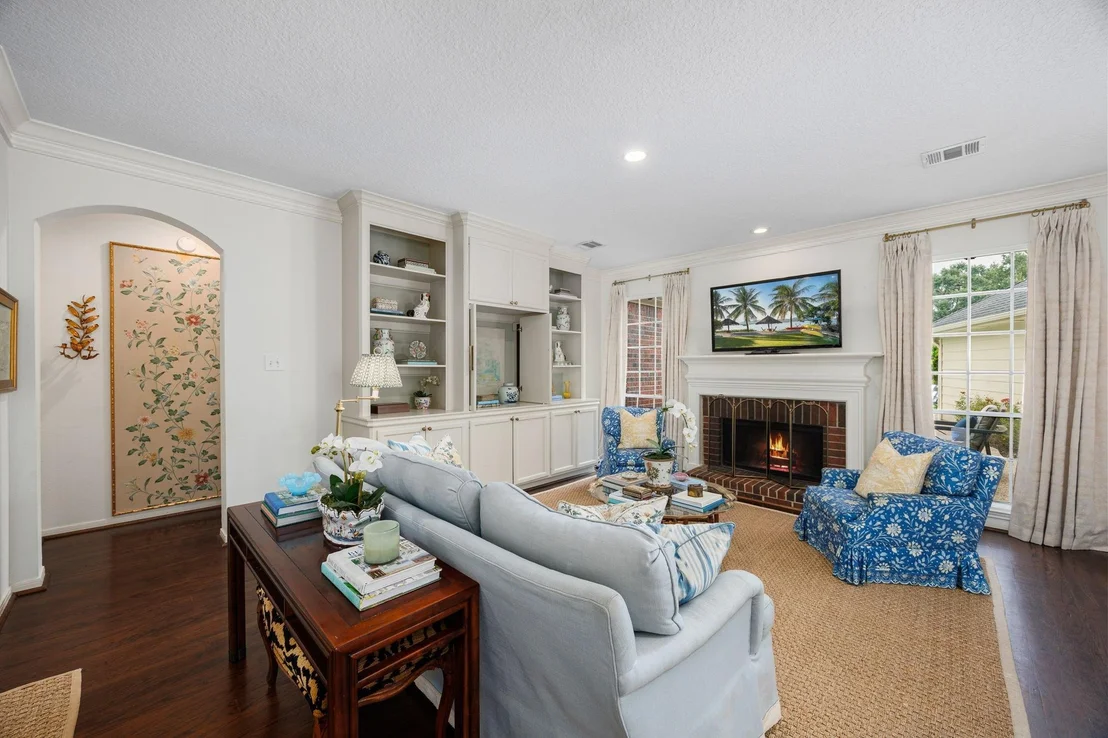 Photo of 1107 Rosemeadow Drive