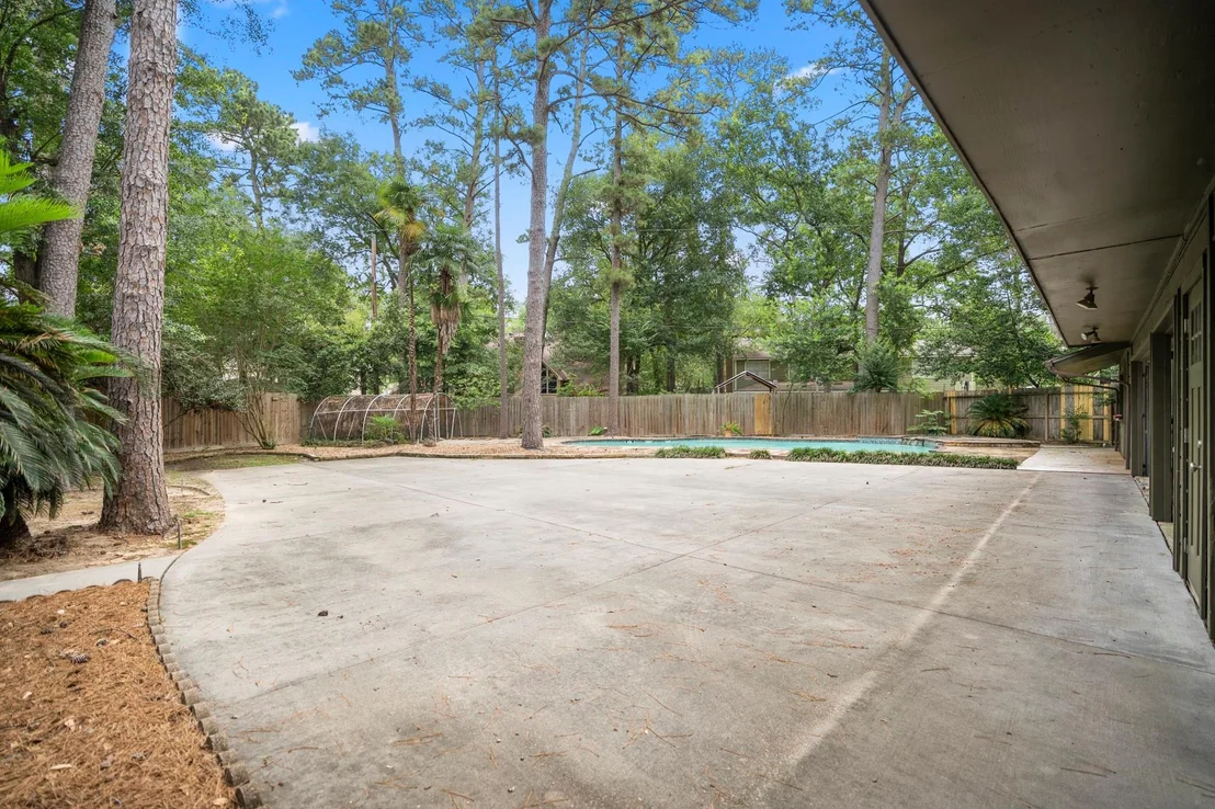 Photo of 17214 Hill View Lane