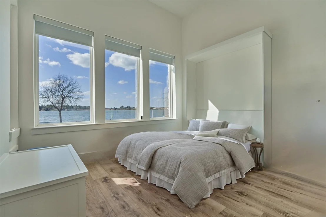 Photo of 9228 Lake Conroe Drive