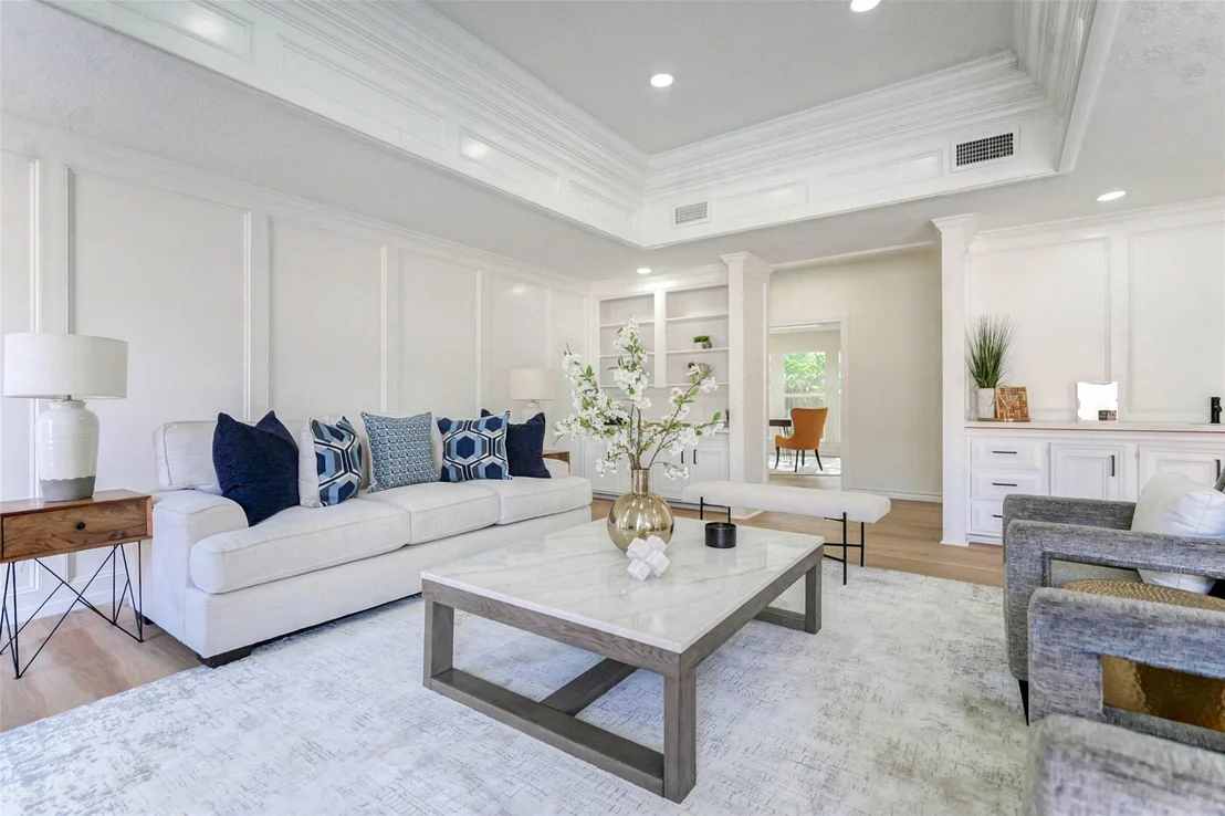 Photo of 11618 Lakeside Place Drive