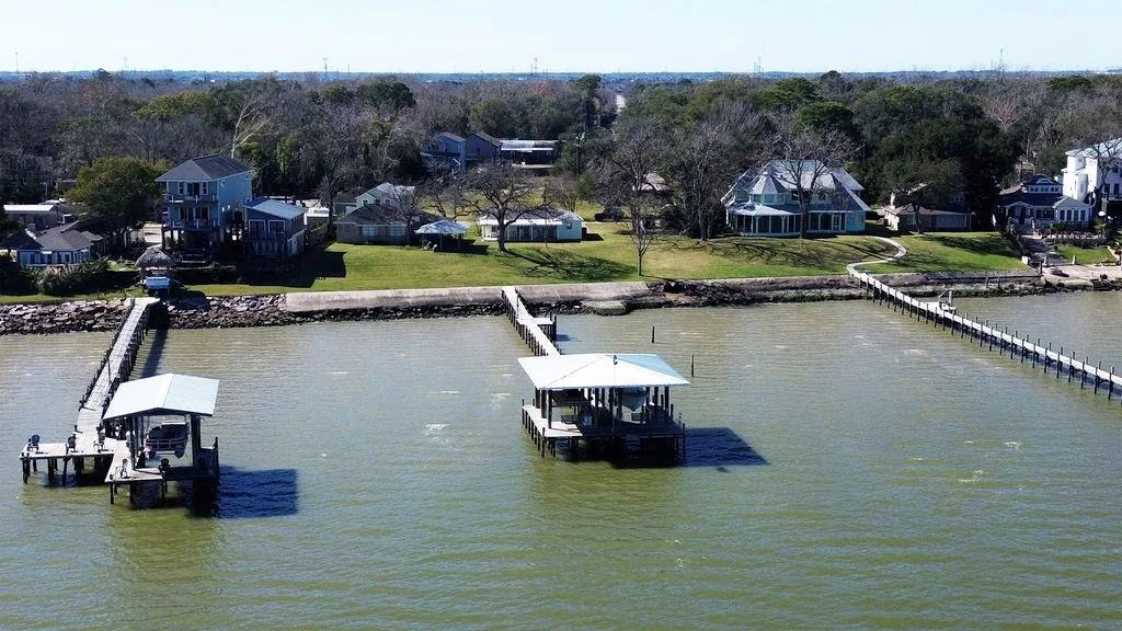 Photo of 3635 Bayshore Drive